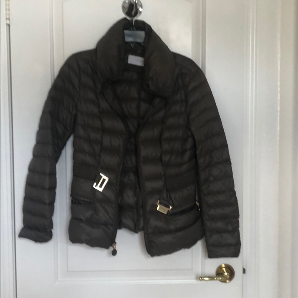 Tahari jacket size s